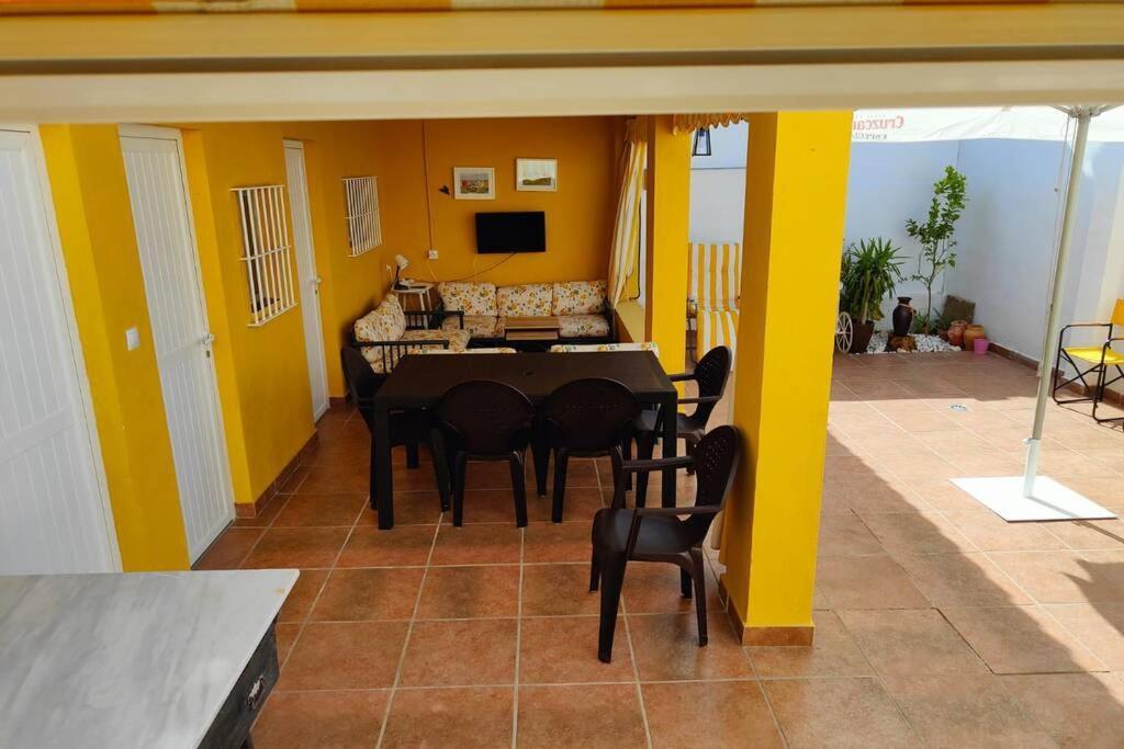 プンタ・ウンブリア Casa A Pie De Playa, Con Patio. Zona Miramar.ヴィラ エクステリア 写真